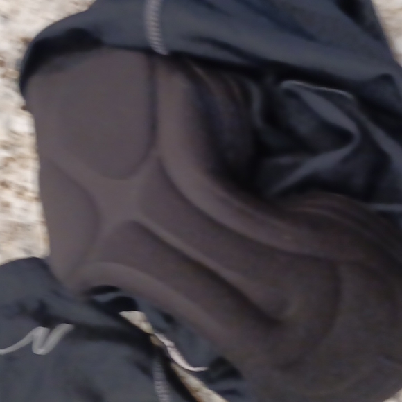 COPY - Lot of 2 Nashbar women's sz medium cycling padded shorts - Picture 3 of 3